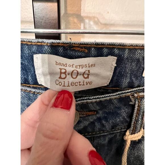 NEW B. O. G. Band of Gypsies Quinn Crop Jeans Distressed Medium Wash Womens 25 - Picture 5 of 10